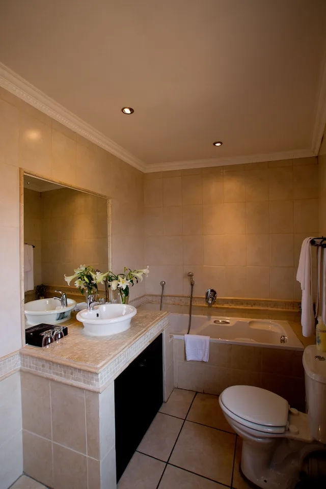 جناح تنفيذي بسرير كينج، Little Tuscany Boutique Hotel 3/3