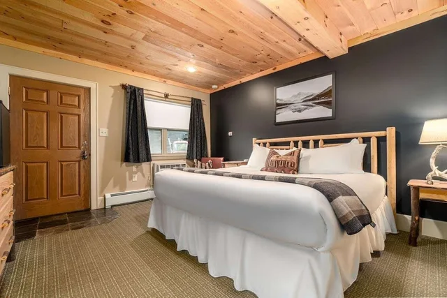 Room, King Bed, Accessible, The Alpine Lodge 1/2