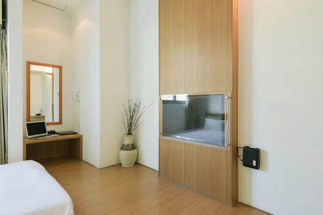 Deluxe, Quadruple, 2 Double Beds, Raise Hotel Taichung 4/6