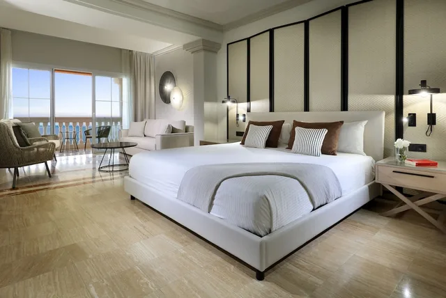 Junior Suite, Single, 2 Queen Beds, Ocean Front, Sofa، Grand Palladium Jamaica Resort & Spa-All Inclusive 2/4