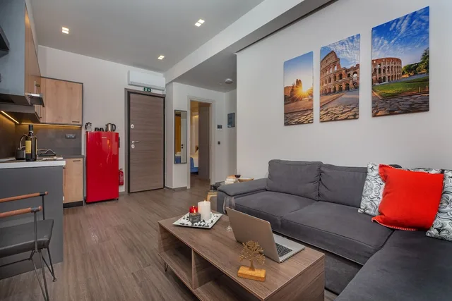 Exarchia House Project، أثينا 36/50