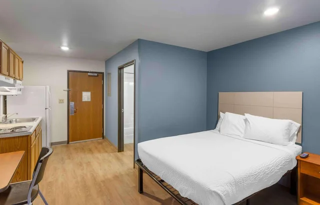 Standard, Double Bed, Extended Stay America Select Suites - Ogden 2/6