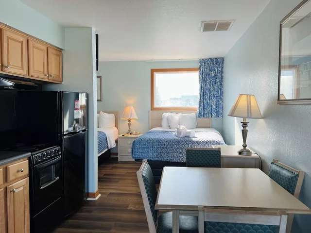 جناح استوديو ديلوكس بسريرين مزدوجين، Mariner Inn And Suites 4/4