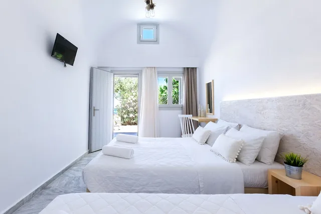 Standard, Triple, 1 Queen and 1 Single Bed, Memories Beach 1/4