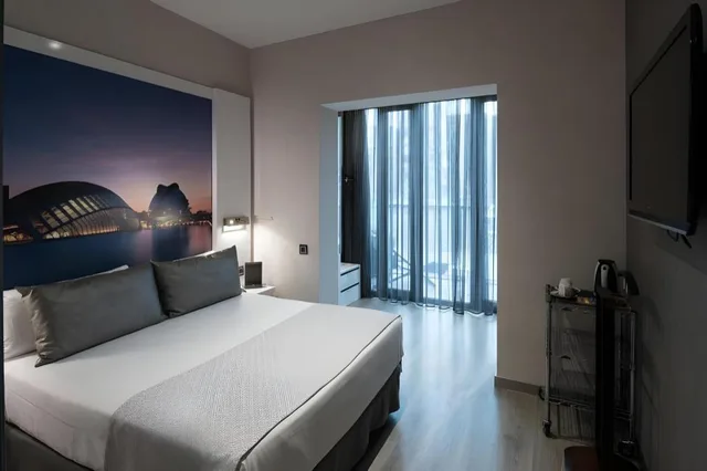 Room, Twin Beds, Gran Via View، Hotel Catalonia Gran Via Bcn 2/6