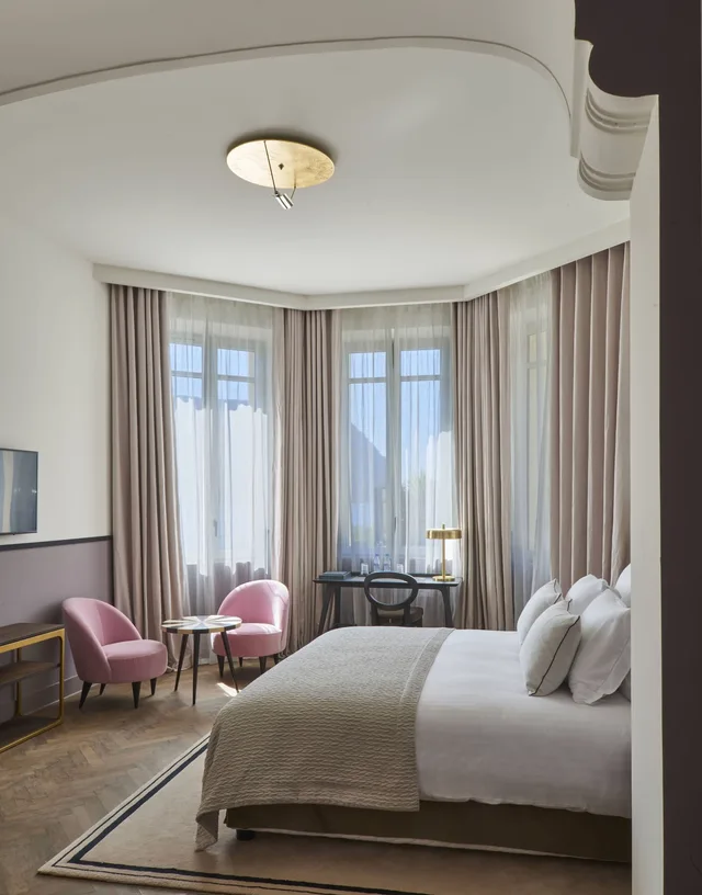غرفة كلاسيكية بسرير كينج، Hotel Les Roches Blanches 2/7