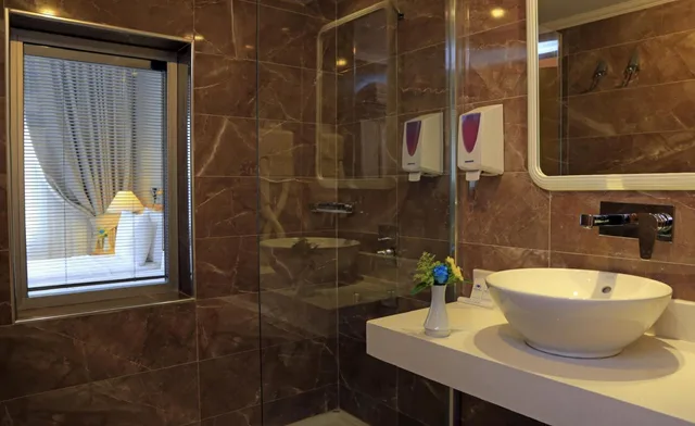 غرفة قياسية بإطلالة على البحر، Roseira Beach Resort 8/8
