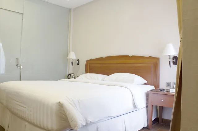 كوخ بسرير مزدوج، Thongs Inn Kualanamu Transit Hotel 5/10