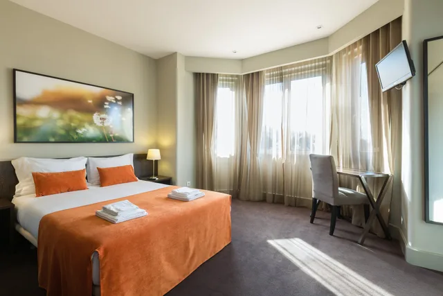 غرفة عائلية، Riversuites 4/5