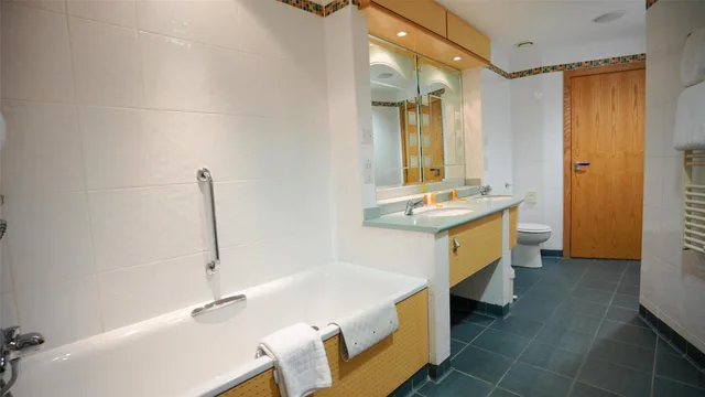 Penthouse Suite، The Bolton Stadium Hotel, a member of Radisson Individuals 7/8