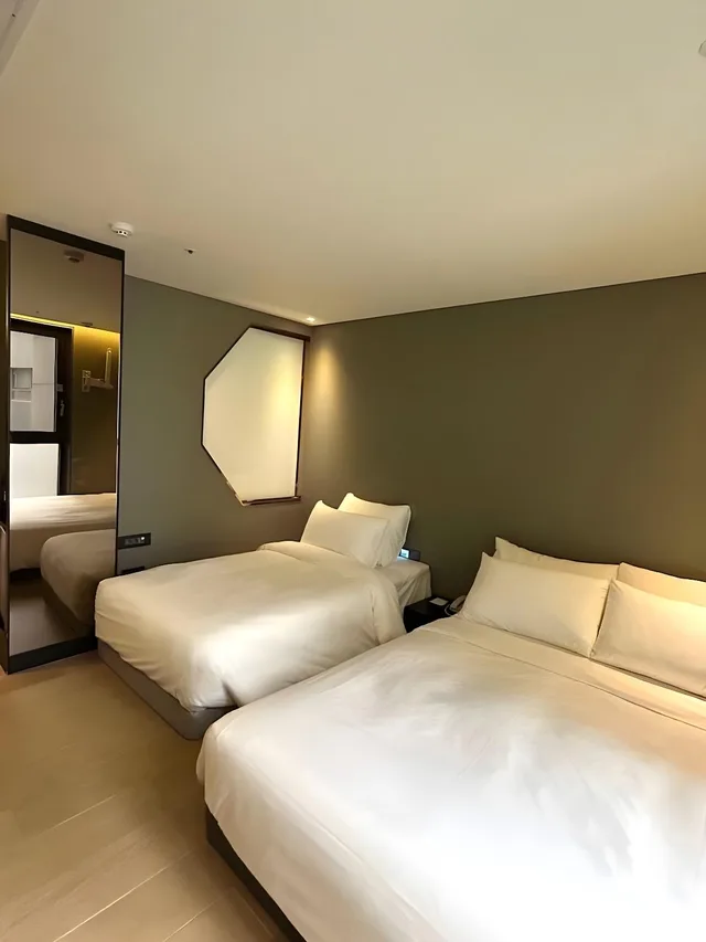 Inner, Twin Beds, No View، Park Marine Hotel 1/1