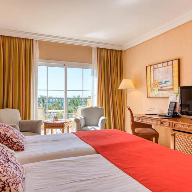 غرفة بسرير مزدوج أو سريرين منفصلين بإطلالة على المسبح، Hotel Cordial Mogan Playa 5/7