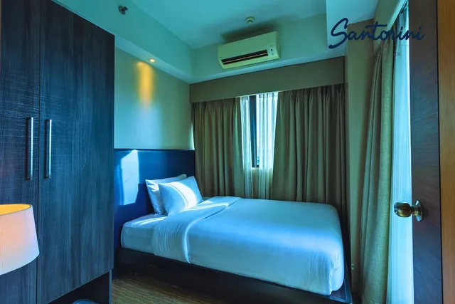 2 Bedrooms, Suite, 2 Queen Beds, Santorini Hotel 1/2