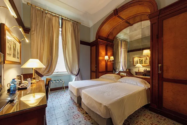 Classic, King Bed, Albani Firenze 1/6
