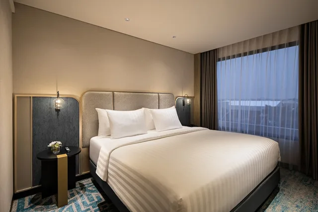 جناح بسرير مزدوج، Mercure Madiun 1/1
