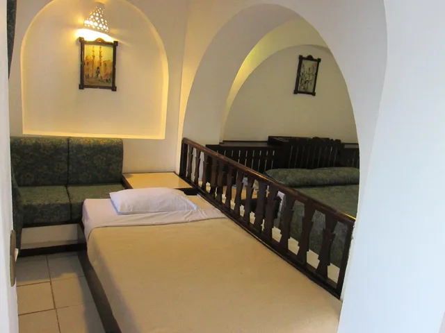 غرفة بسرير مزدوج أو سريرين منفصلين بإطلالة على البحر، Arabella Azur Resort 1/1