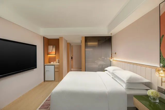 Premium, King Bed, City View, Sofa, Atwell Suites Shanghai Wuning by IHG 1/3
