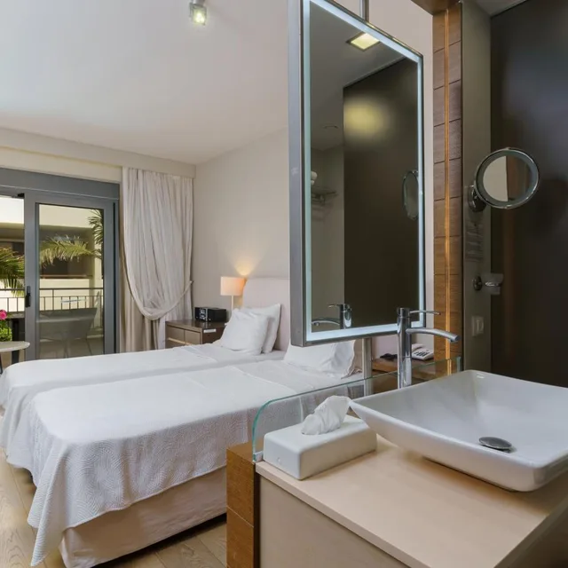 Room, Double Bed, Garden or Land View، Aegean Pearl 8/9