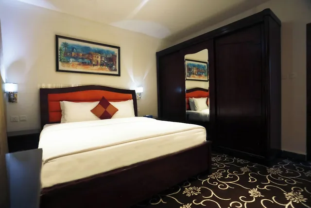 Royal, Suite, King Bed, Balcony, Naylover Hotel Suites 1/3