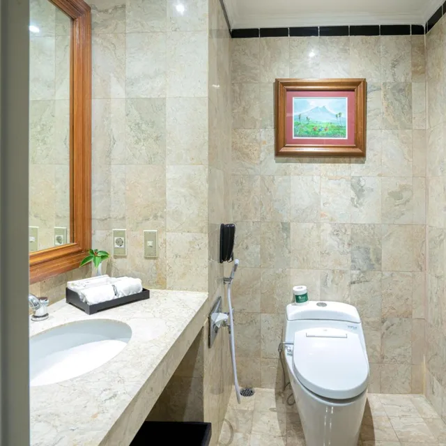 Room, Double Bed, Hotel Bumi Senyiur 2/2