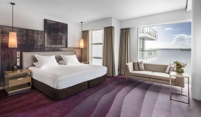غرفة ديلوكس بسرير مزدوج بإطلالة على المرفأ، Hilton Auckland 2/3
