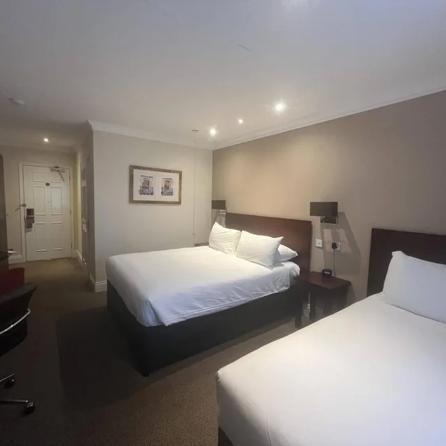 غرفة بسرير مزدوج لذوي الإعاقة، Avisford Park Hotel 1/8