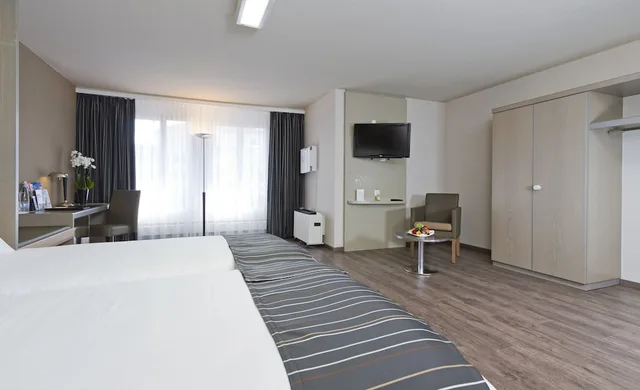 Room, Twin Beds, Cliff View، Olten Swiss Quality Hotel 3/4