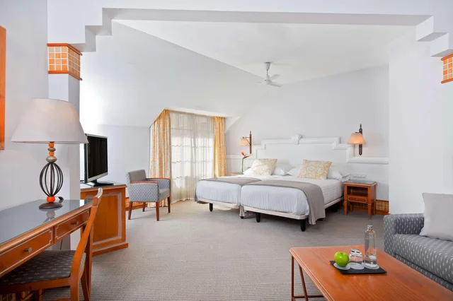 جناح جونيور، Melia Atlantico Isla Canela 5/6