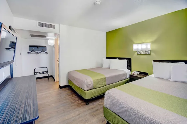غرفة ديلوكس بسريرين مزدوجين، Motel6 Douglas, AZ 2/5