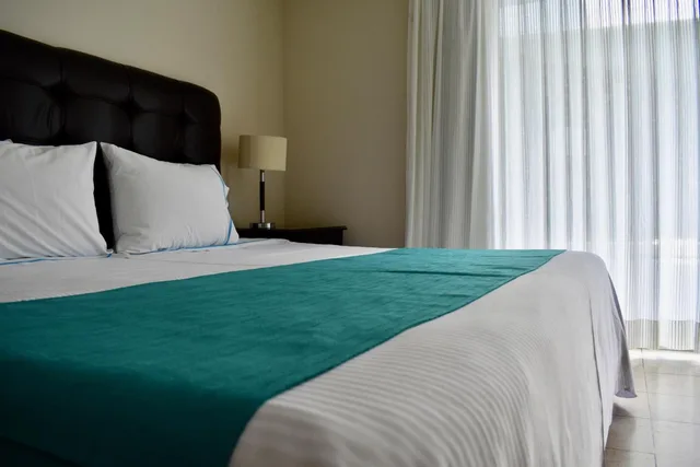 جناح بسرير مزدوج، Country Hotel And Suites 3/10