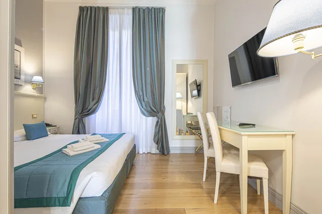Standard, Twin Beds, Domus Castrense 9/10