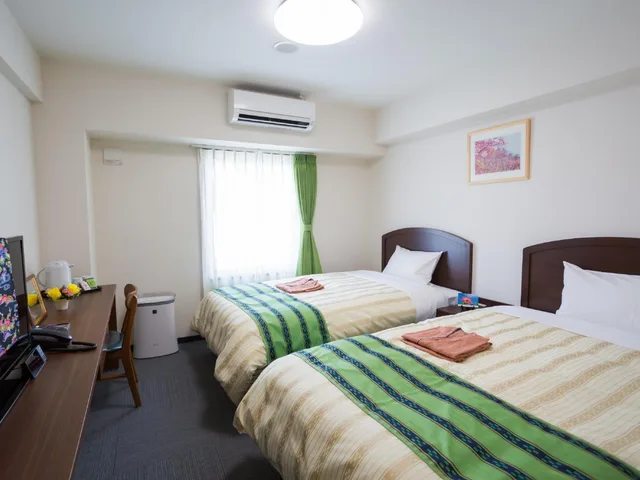 غرفة قياسية بسريرين منفصلين، Hotel Peace Island Nago 3/4