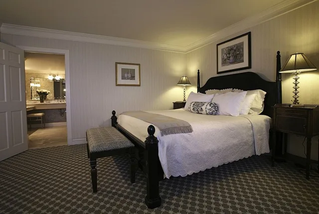 Residential, Vip, Luxury, King Bed، Saybrook Point Inn, Marina & Spa 2/3