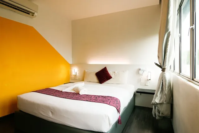 غرفة قياسية بسرير كوين، Swing & Pillows at Golden Roof Hotel Ampang, Ipoh 4/10