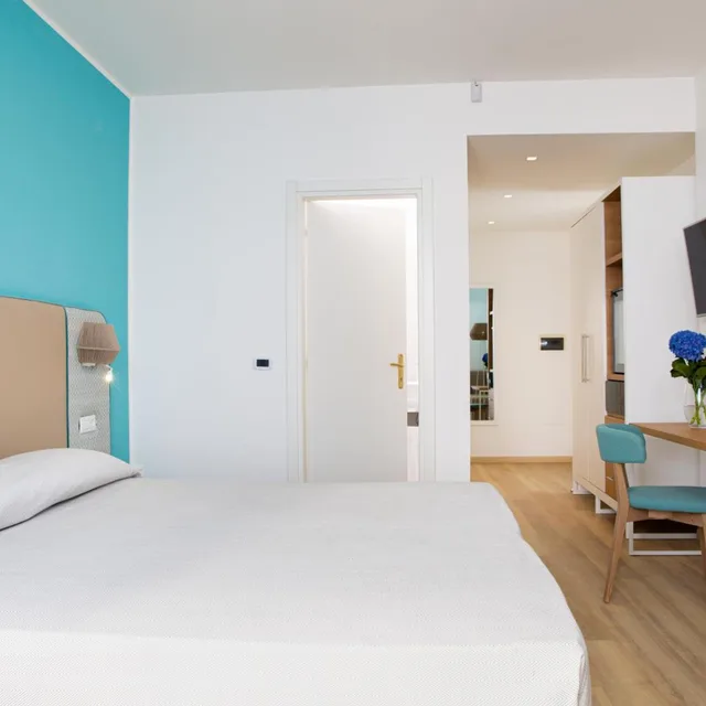 غرفة ديلوكس رباعية، Lu Hotel Maladroxia 2/6