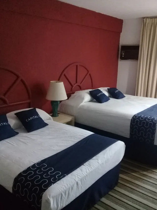 غرفة قياسية بسريرين مزدوجين، Hotel Costa Ensenada 3/9