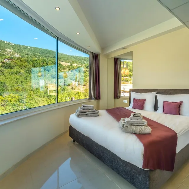 Suite, Lake View, Laki Hotel & Spa 1/3
