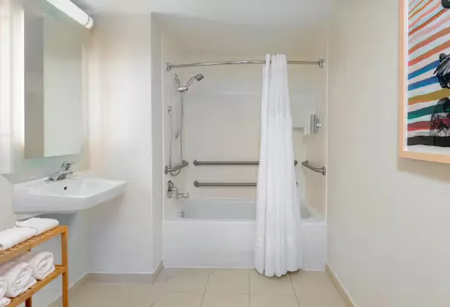 جناح لذوي الإعاقة، Homewood Suites by Hilton Bonita Springs Naples North 4/4