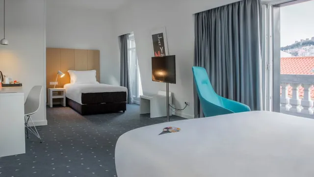 غرفة قياسية ثلاثية بسرير كوين وسرير فردي، Stay Hotel Lisboa Centro Chiado 1/8