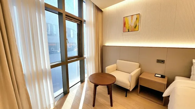 غرفة عصرية ديلوكس بسريرين منفصلين، Arban Hotel 8/10
