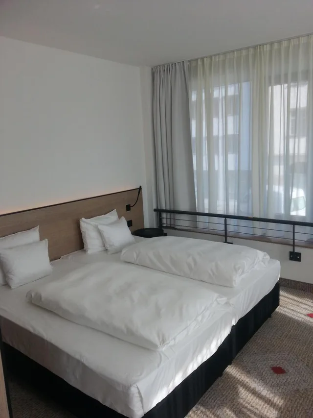 غرفة كومفورت بسرير كينج، Sorat Hotel Saxx Nurnberg 1/10