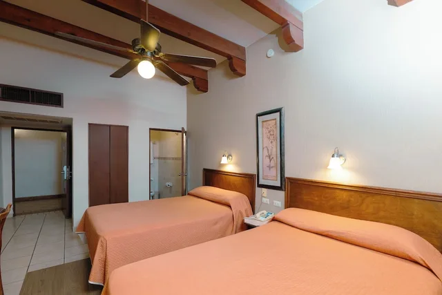 غرفة كومفورت بسريرين مزدوجين، Hotel Suites Kino 8/10