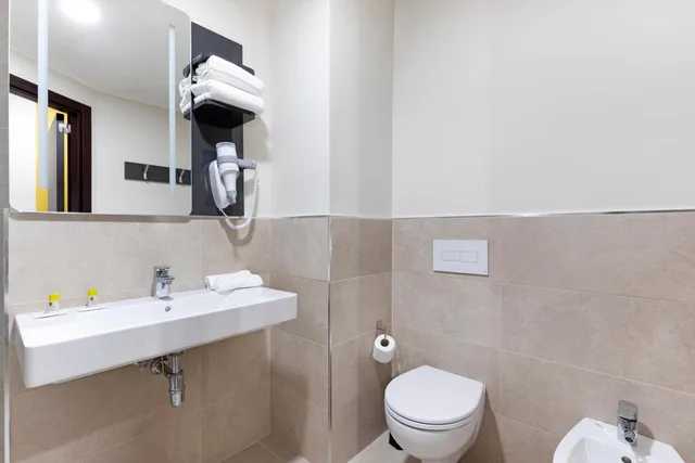 غرفة سوبيريور بسرير كينج، B&B Hotel Roma Fiumicino Aeroporto Fiera 1 7/9