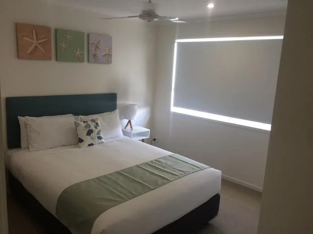 3 Bedrooms, Town House، Direct Hotels - Breeze on Brightwater 3/10