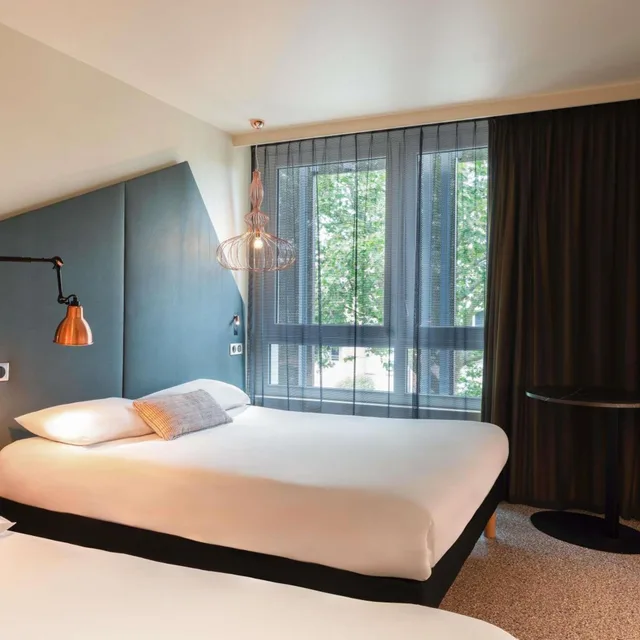 Standard, Double Bed, Sofa, ibis Styles Rouen Centre Rive Gauche 1/4
