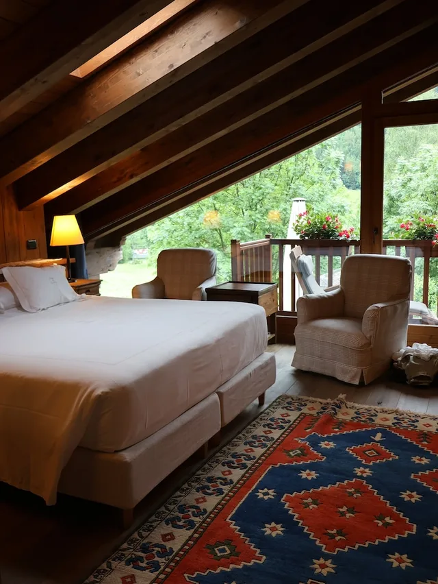 جناح بثلاثة أسرّة بشرفة، AUBERGE DE LA MAISON 3/8