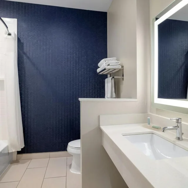 غرفة بسرير كوين، Fairfield Inn And Suites By Marriott West Monroe 4/4