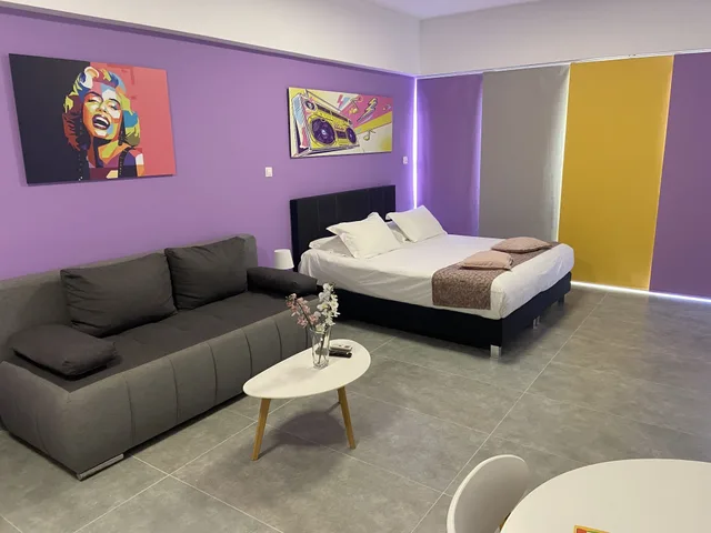 Comfort, Studio, Suite, Queen Bed, City View, Sofa, Connect Suites 10/10