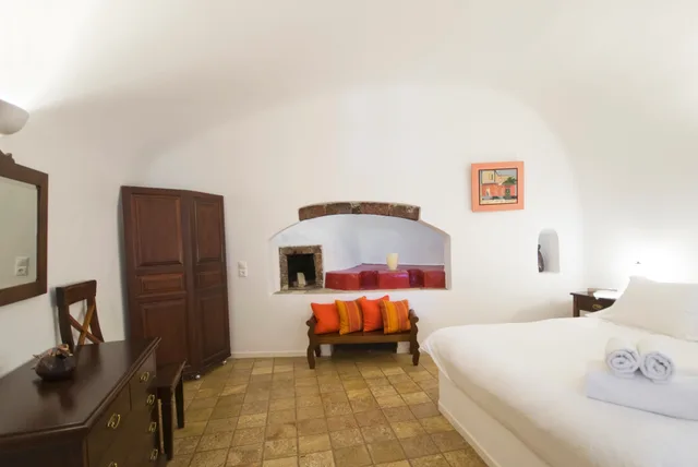 جناح جونيور، Pantelia Suites Santorini 1/4