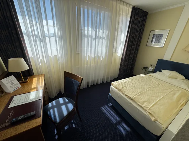 غرفة قياسية مفردة، Viktoria Hotel Cologne 3/11